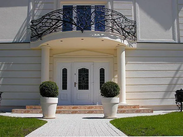 Bed & Breakfast Residenz Selena - Centrum - Bezplatny Parking